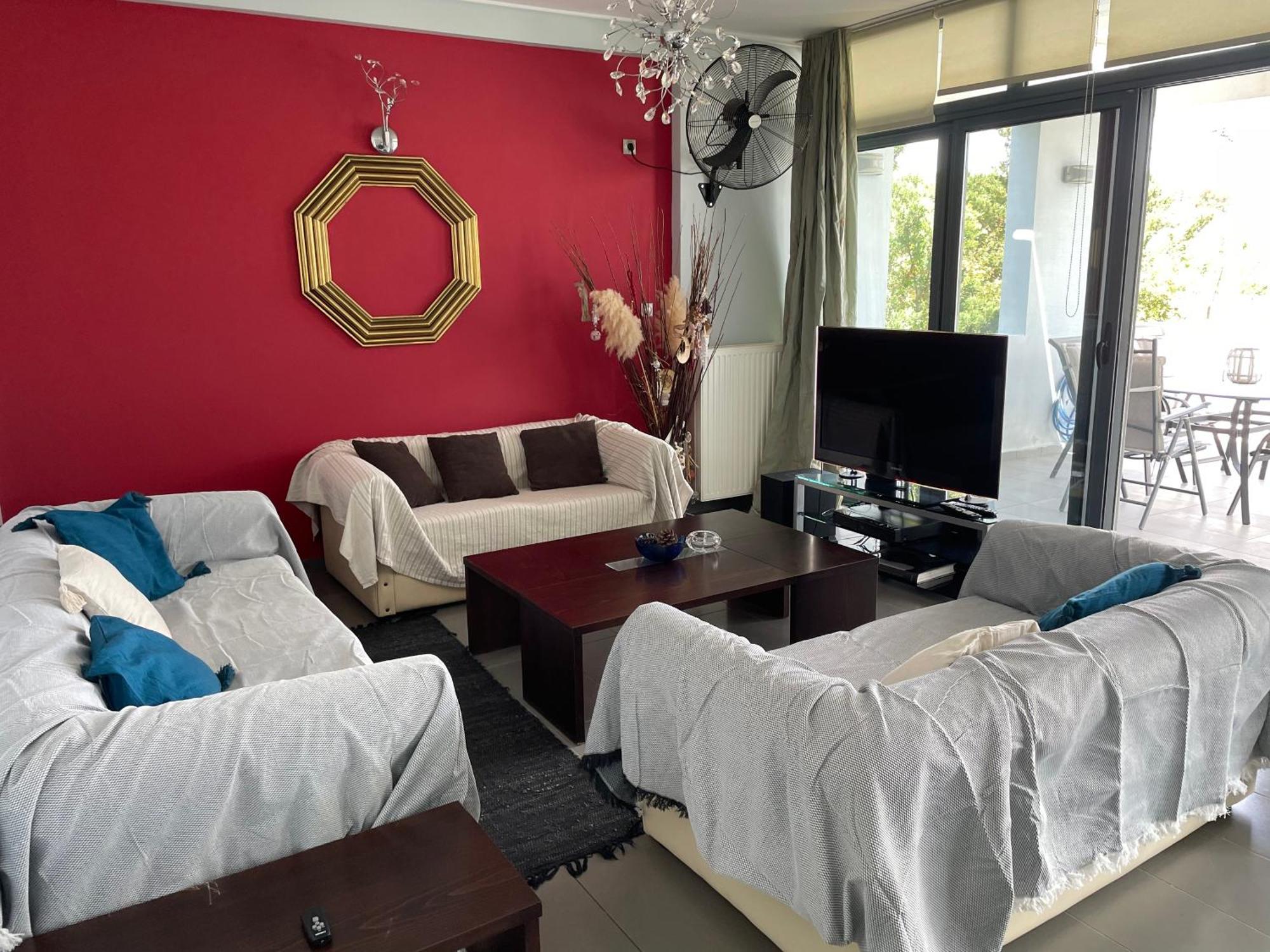 Mina 's Villa,200m From The Holiday home